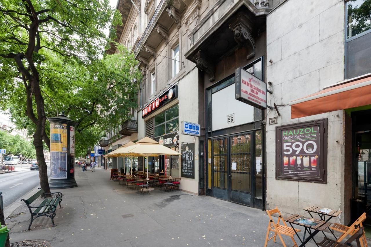 Central Seven Erzsebet Krt Budapest Ngoại thất bức ảnh