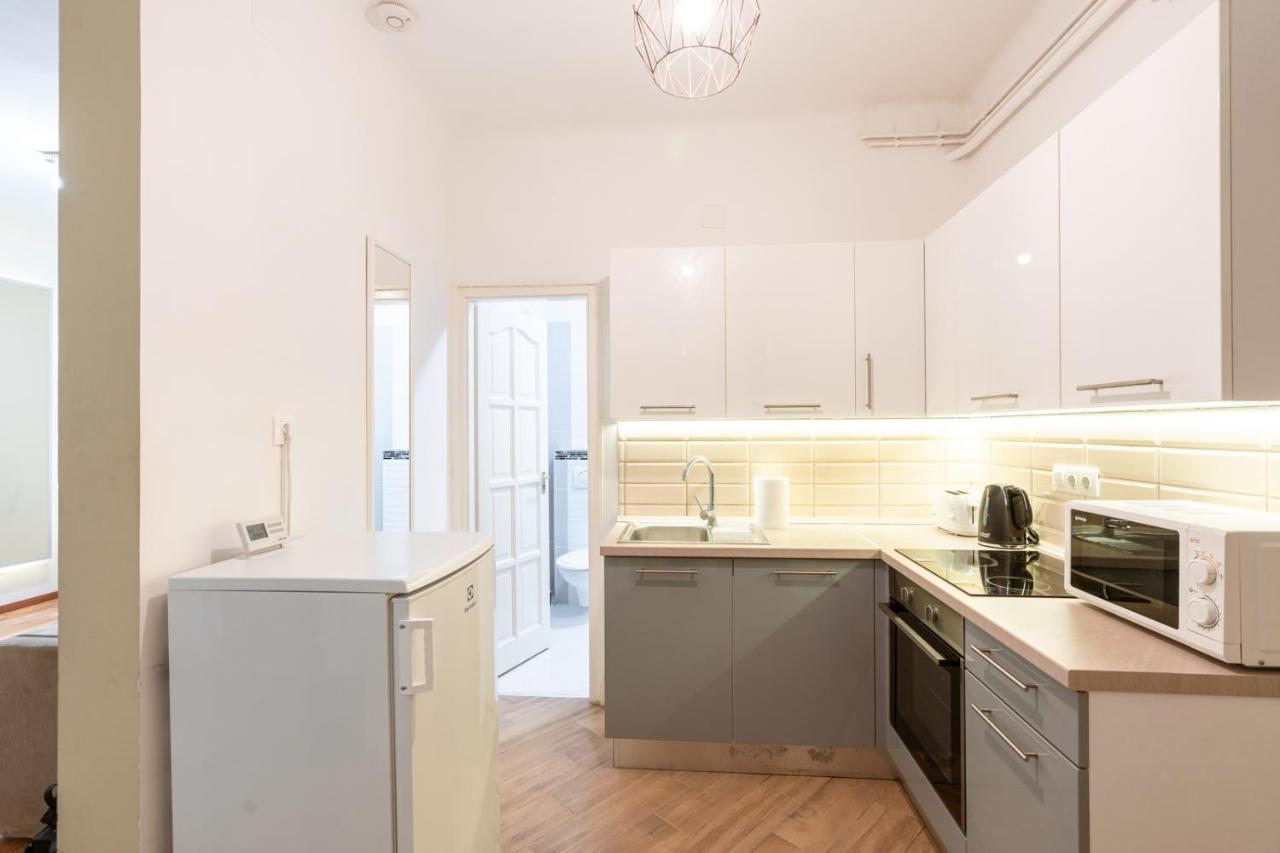 Central Seven Erzsebet Krt Budapest Ngoại thất bức ảnh