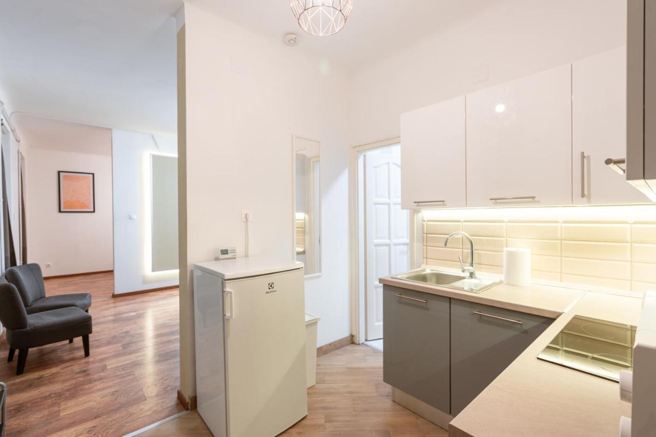 Central Seven Erzsebet Krt Budapest Ngoại thất bức ảnh